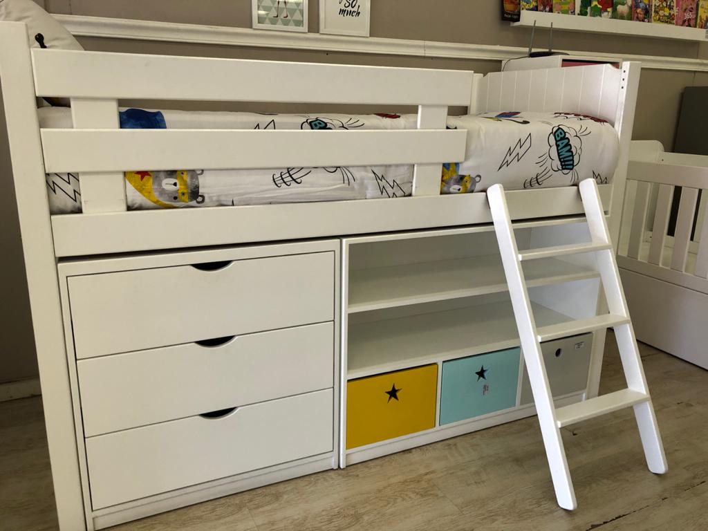 Layla Low Loft with Front Ladder and Removable Safety Rail - White